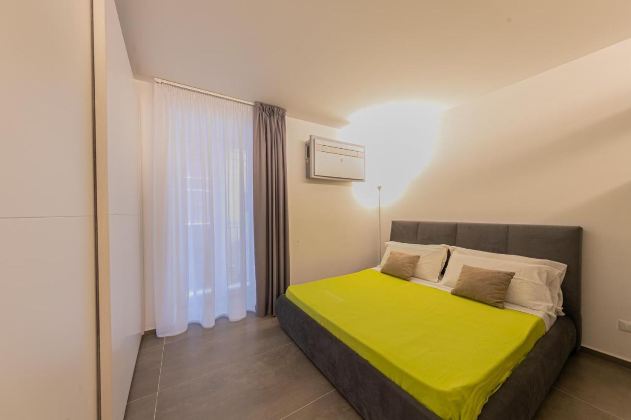 Pr1Mo Minimal Suite تْشيفالو المظهر الخارجي الصورة